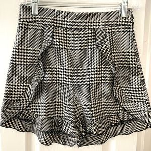 Gorgeous sexy shorts